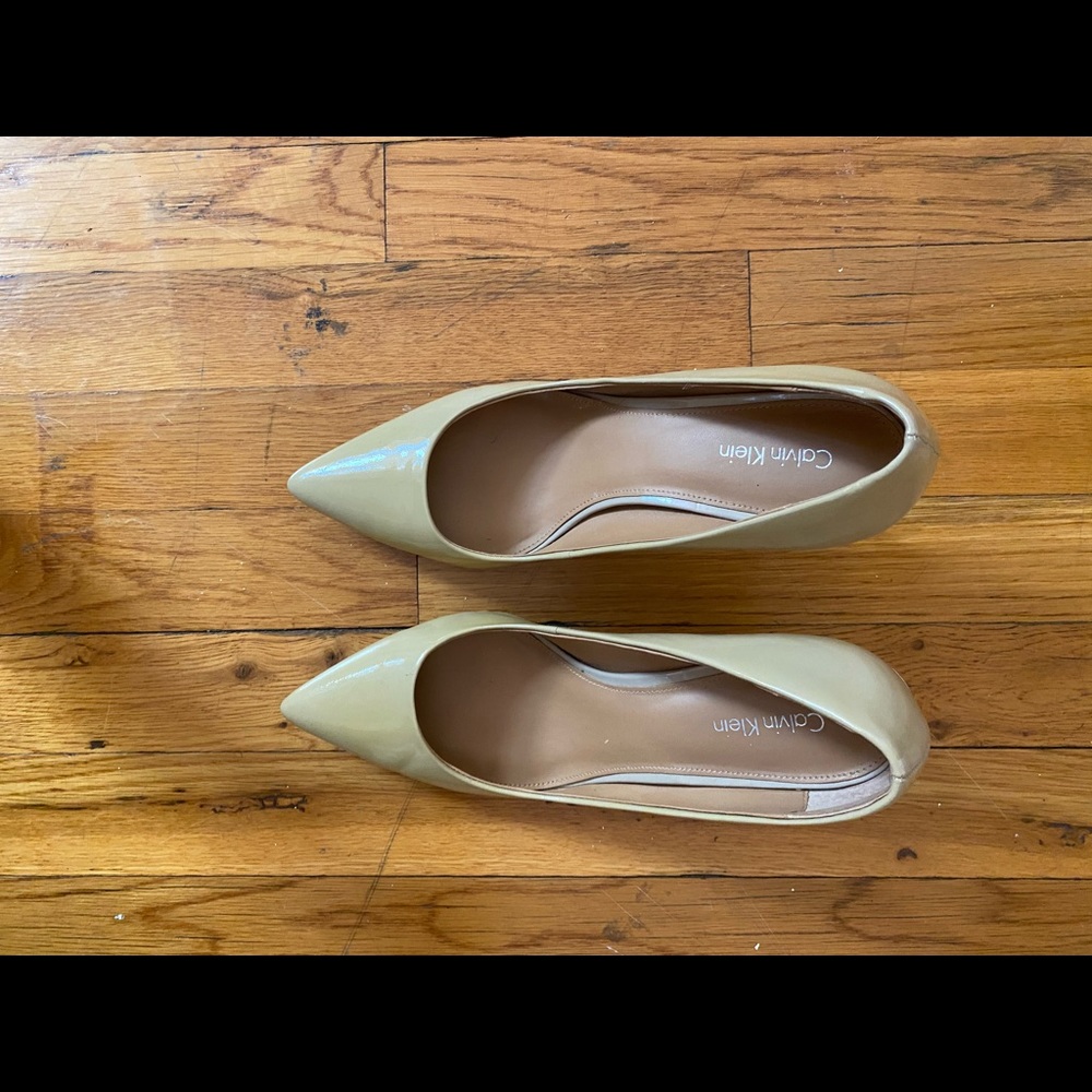 Calvin Klein heels w metal detail